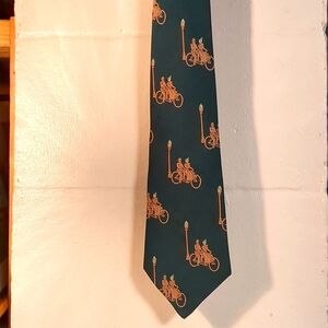 Lord Copley polyester vintage men's tie.